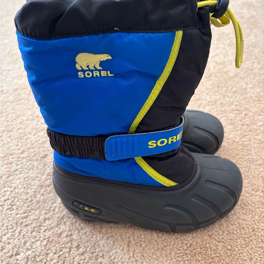 Sorel Kids Snow Boots with Removable Liners - Picture 8 of 9